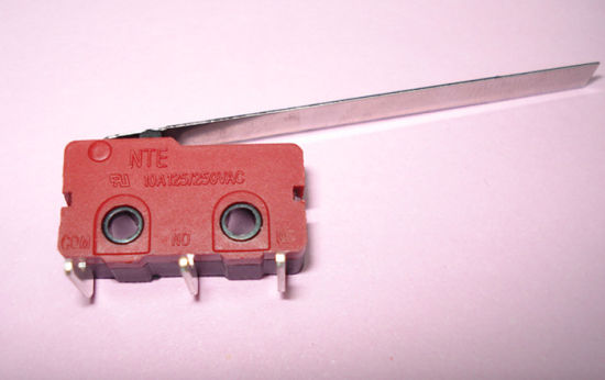 SGS Spst Micro Snap Action Switch with Roller Lever